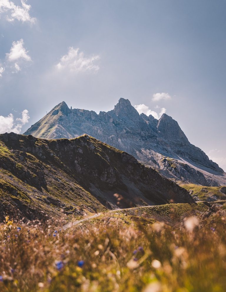 Berge im Herbst.